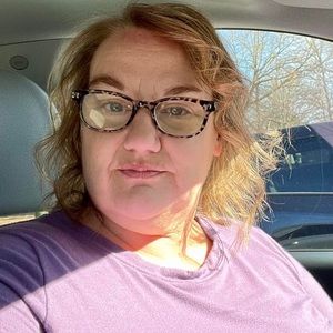 Meet your Posher, Pam